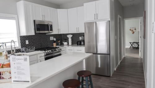 8BR 4BA Home Near NYC -Sleeps 16 - Foto 2