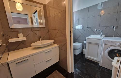 Casa Sinzias con piscina 9 posti letto - Foto 22