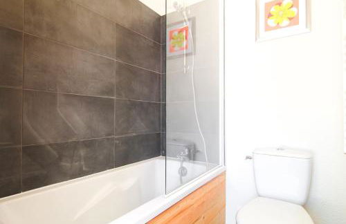 Penthouse 3-bedroom apartment, mountain views, large terrasse, piste access - Photo 51