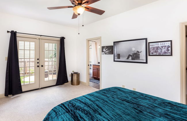 Upstay - East Austin Family Home - 5min From DT - Photo 9