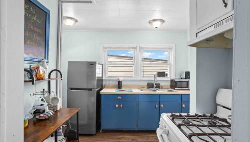 Cozy Bungalow 10 Min to DTWN CLE - Foto 3