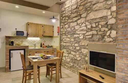 Mimoza Old Town Pula Apartments - Photo 126