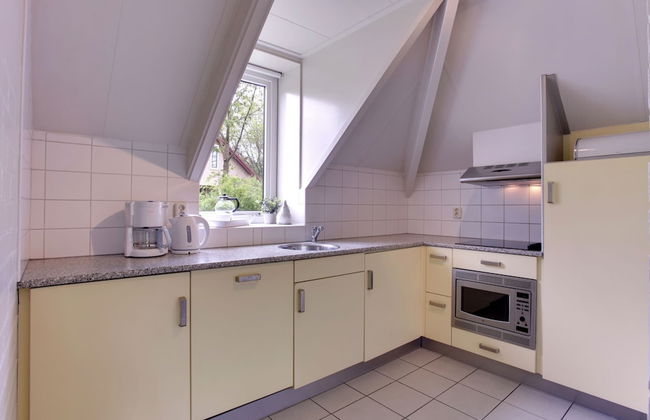 Cozy Holiday Home with Garden near Zwolle - Foto 9