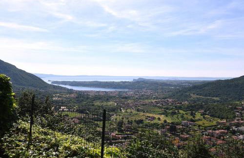 AmiroVista-Garden, Lake view, shared pool - Happy Rentals - Foto 53