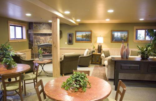 GetAways at Olympic Village Inn - Foto 24