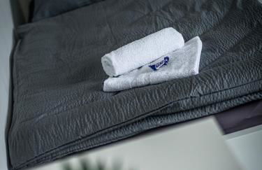 Voll ausgestattete Apartments mit Einzelbetten - Küche - WLAN - PKW-Parkplatz - Foto 61