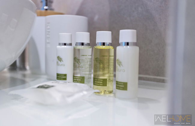 WelHome - Breathtaking 1BR Apt with Balcony and City View - Photo 17