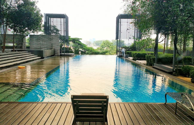 PJ8 Service Suite Pool View - Photo 1