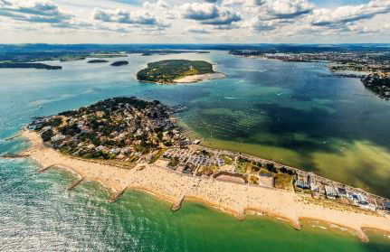 Lilliput Hideaway 5 mins from Sandbanks Beach - Photo 34