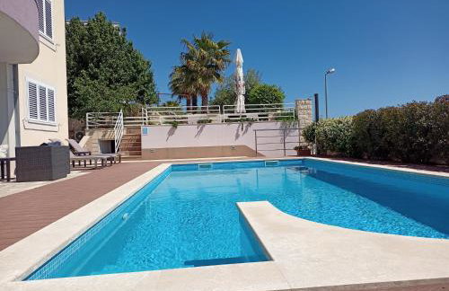 SKY - beautiful rooftop apartment with shared pool - Foto 1