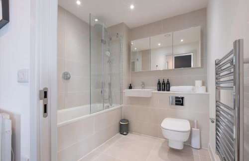Stylish 2 BDR Apartment By Torr Property Group Short Lets & Serviced Accommodation With Free WiFi Central Manchester - Foto 20