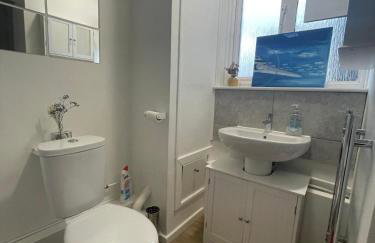 Happy One Bedroom apartment - Photo 2