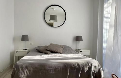 Maison avec terrasse et piscine privée proche plage - FR-1-336-139 - Foto 9