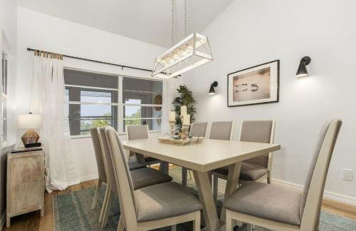 Blue Heron fish, boat, wine, dine, relax, repeat - Foto 23