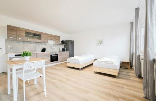 Tolstov Apartments - Studio Apartment with Balcony - 25 Min Messe DUS - Photo 1