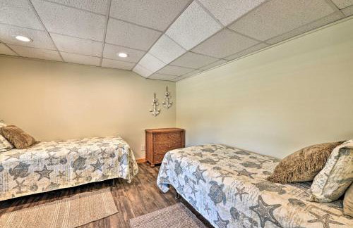 Renovated Home w/ Private Dock on Watauga Lake - Photo 24