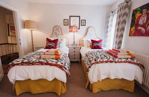 Hoole House - Photo 9