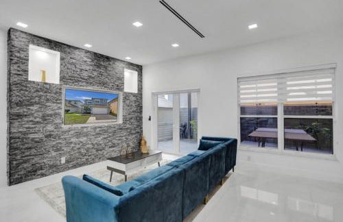 4 Br Designer Home Next To Shul And Community Pool 4 Bedroom Villa - Foto 2