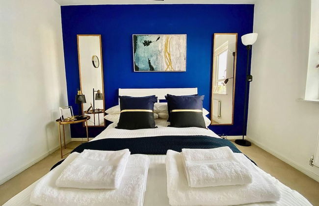 Stunning 4 Bed House With Cinema Room & Parking - Foto 8