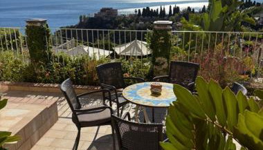 Taormina Sunrise - Photo 2