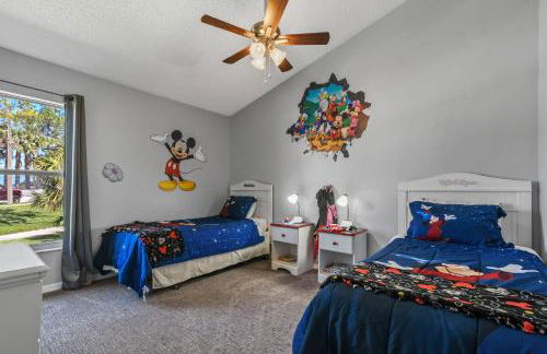 Wheelchair accessible Lakeview 4BR house with pool spa themed rooms game room - Foto 30