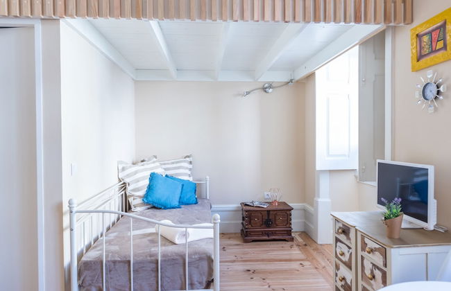 FeelCoimbra Castelo Boutique Apartments - Photo 17