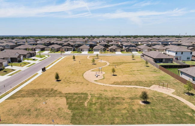 Charming 4BR Spacious Backyard in Hutto - Foto 36