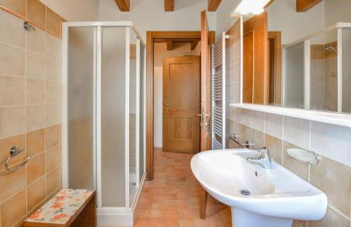 Awesome Apartment In Loiano With Wifi - Foto 20