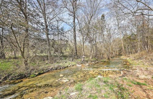 Eureka Springs Area Home with Porch, Grill! - Photo 26