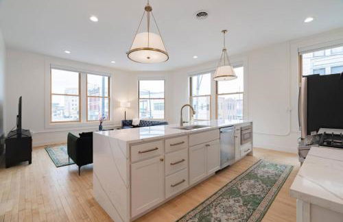 'Condo A' Gallery Suite - Downtown Marion - Foto 9