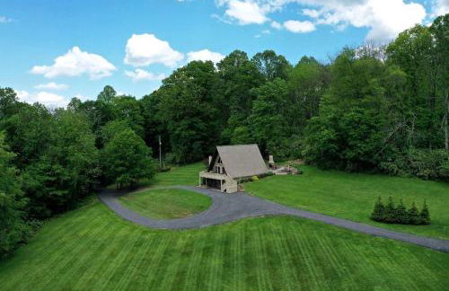 Fantastic A-Frame Cabin for a Couples' Getaway near Robesonia, Pennsylvania - Foto 16