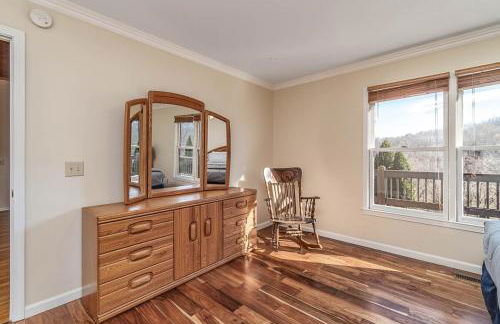 Snow Creek Retreat 20 minutes south of Franklin - Foto 13