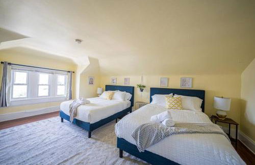 7BR 7BA Big House 1 block from Tropicana and Beach - Foto 33