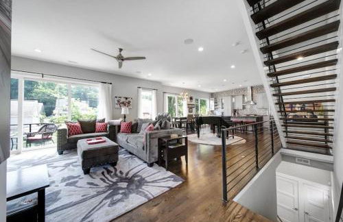 City Views - Walking Distance to Panthers Stadium - Photo 26