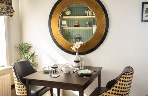 Luxury Warwick Townhouse I Walk to Castle I Dog friendly I Private patio garden I - Foto 31