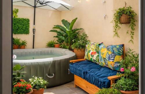 Colonna Secret, Private Jacuzzi in Historic Center - Foto 1