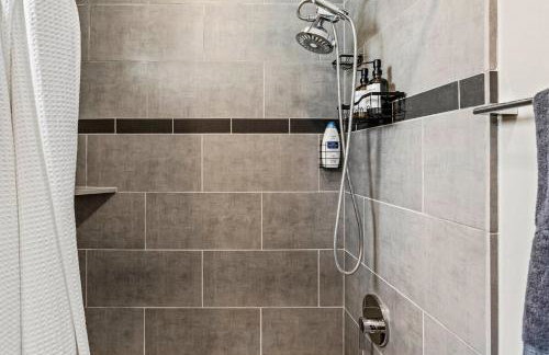 Gorgeous Property Near Convention Center - Foto 21