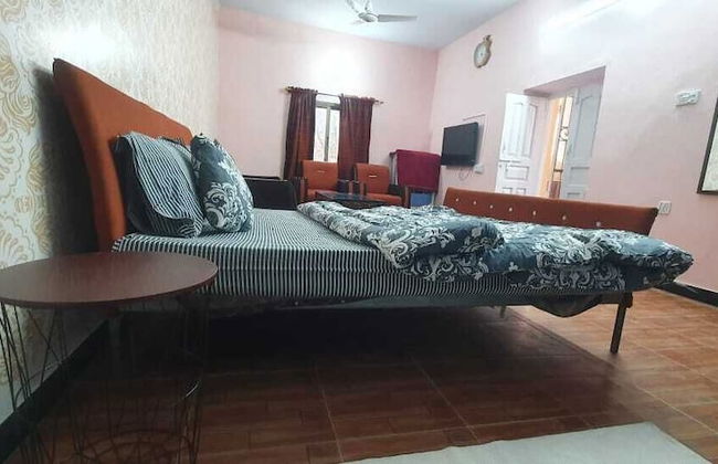 Candle Hotel Shahdara Valley Islamabad - Photo 8