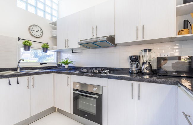 New Stylish 3BR Villa With Private Pool Terrace - Foto 24