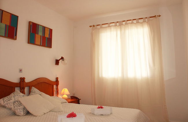 Apartamentos Las Pérgolas - Photo 2