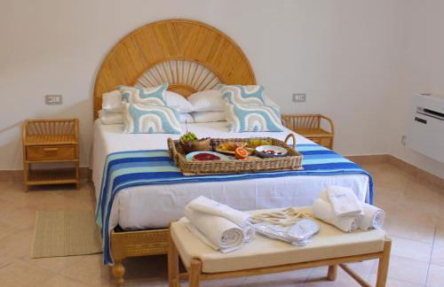 LIGEA APARTMENT - Bright Mediterranean Home with Bali-Inspired Touches - Central Anzio near Sea, Train and Bus Station - Foto 6