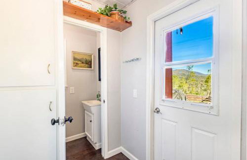 Sierra Vista by Willowbend Creek and waterfalls, Sleeps 16, with Hot tub, Play Yard, Arcade - Foto 18