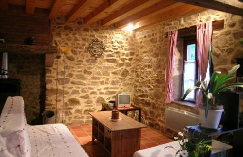 Grand gîte à Barrais-Bussolles avec cheminée et animaux acceptés - FR-1-489-21 - Foto 10