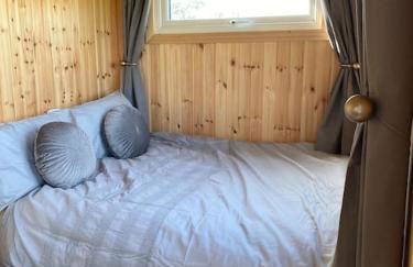 Beautiful 1 Bed Shepherd Hut in Warwickshire - Foto 7