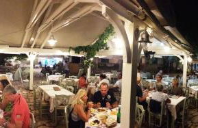 Steinturm mit Dach-Terrasse zwischen Fluß, Meer und Gebirge- Spiti Pirgos - Foto 69