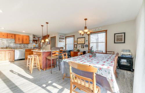 Cozy Clear Lake Home - Walk to Town and Boat Dock! - Foto 11