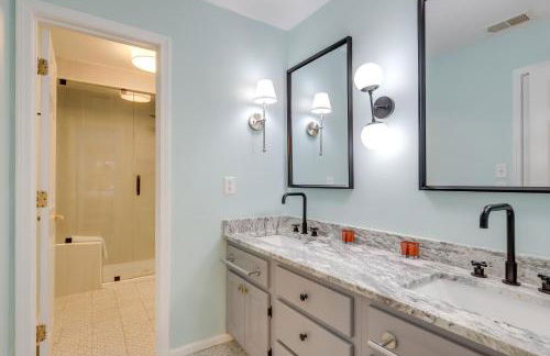 Spacious Stockbridge Manor Pool Table, 2 Kitchens - Foto 24