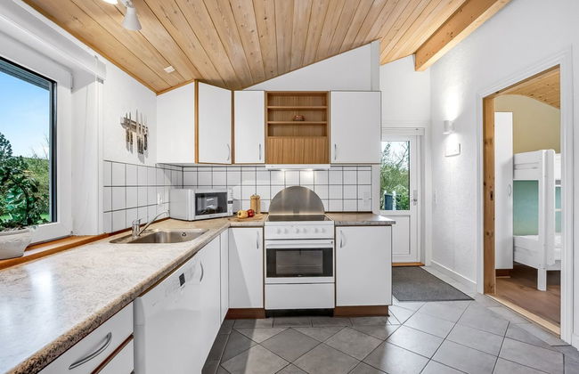 "Ingbritt" - 700m to the fjord - Foto 17