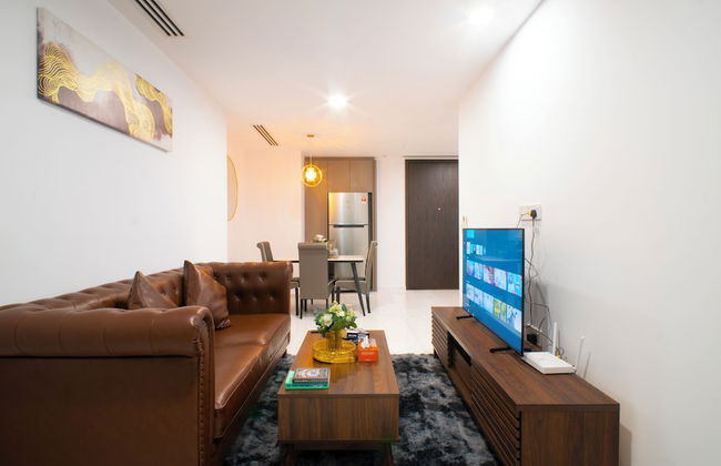 Moonway Luxury Suites At Eaton Residence - Photo 78