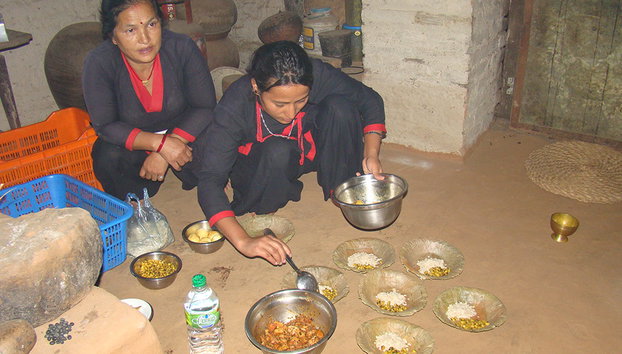Almuerzo con una familia Newari (nepalesa) en Bhaktapur - Foto 3
